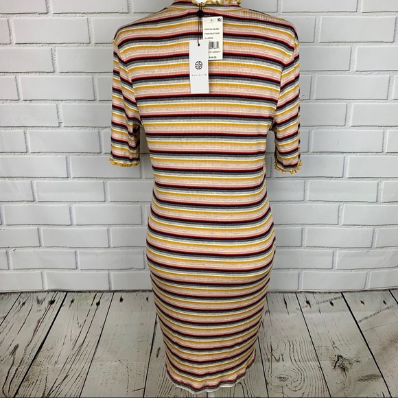 🔥SOCIALITE🔥STRIPED BODYCON DRESS MOCK-NECK SMALL NWT - Picture 4 of 4